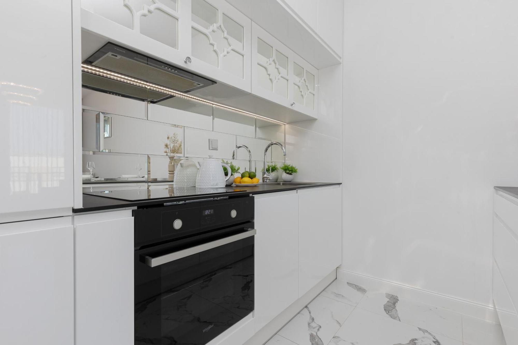 Elegant Apartments With Balcony & Parking Warsaw By Noclegi Renters Εξωτερικό φωτογραφία