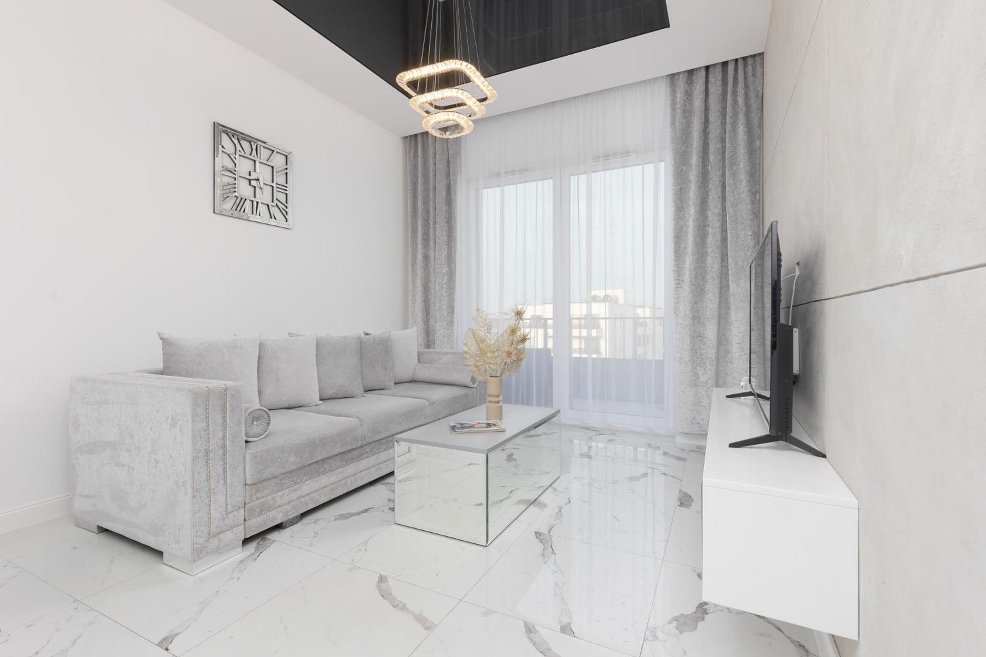 Elegant Apartments With Balcony & Parking Warsaw By Noclegi Renters Εξωτερικό φωτογραφία