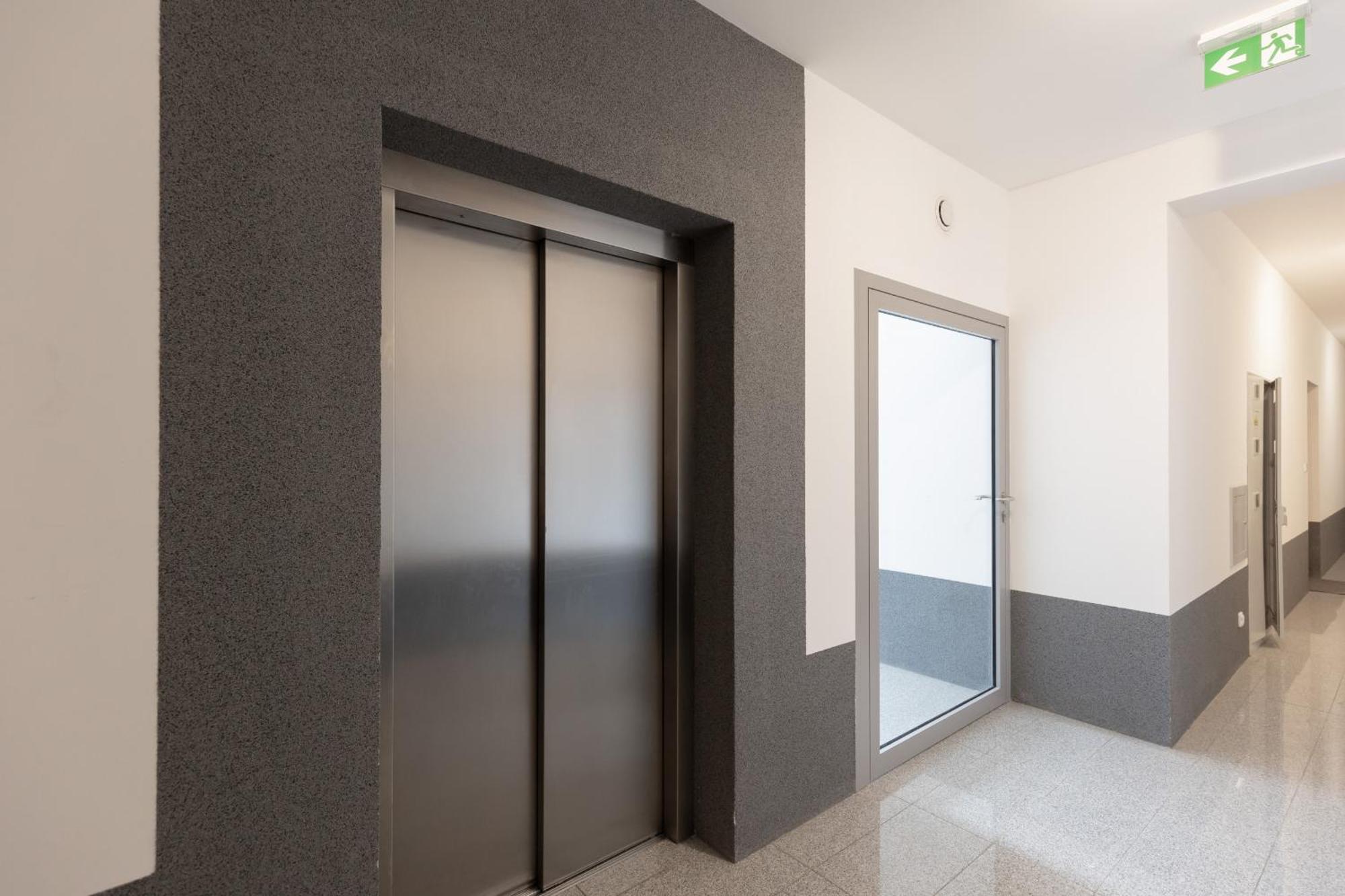 Elegant Apartments With Balcony & Parking Warsaw By Noclegi Renters Εξωτερικό φωτογραφία