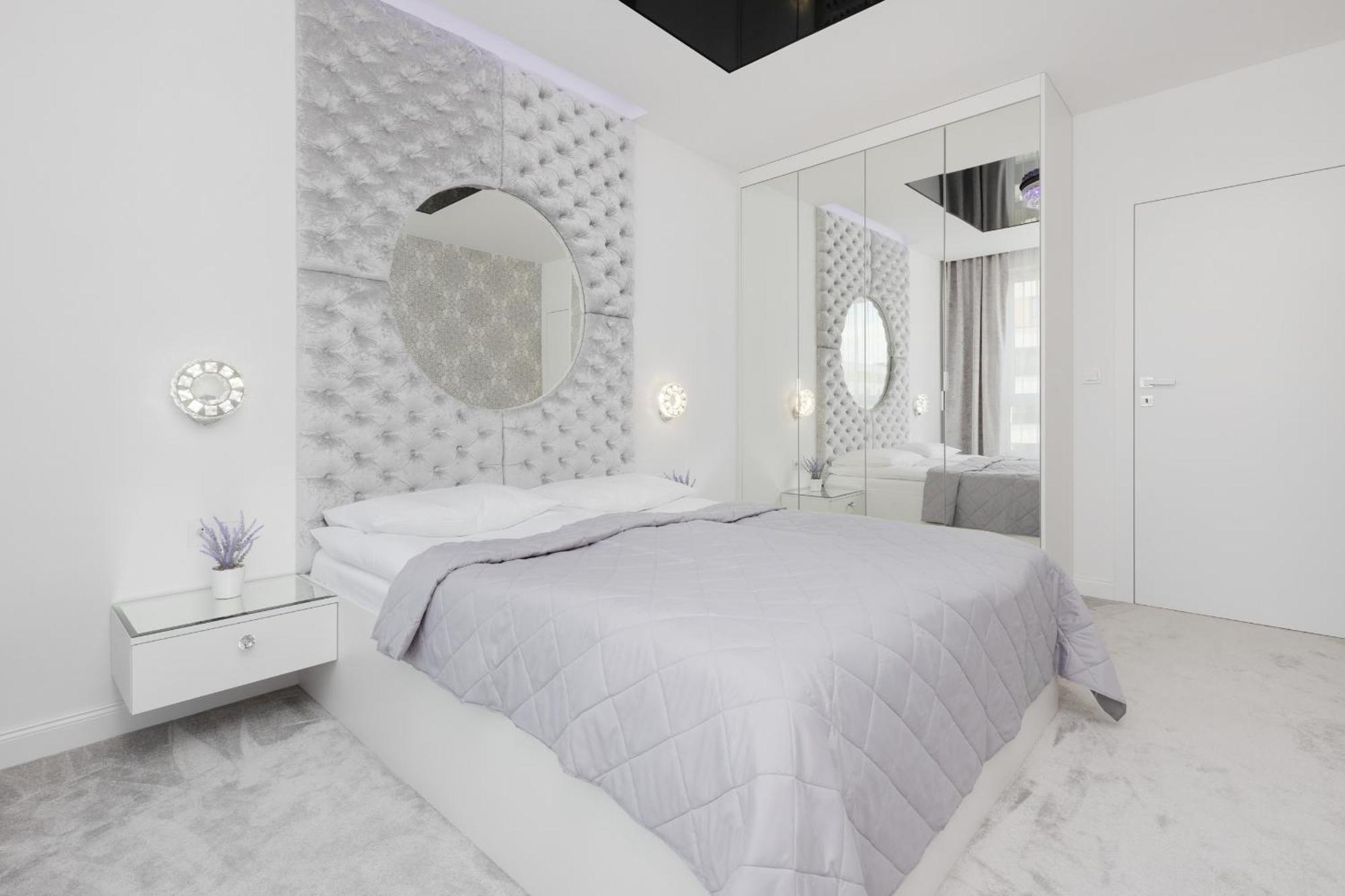 Elegant Apartments With Balcony & Parking Warsaw By Noclegi Renters Εξωτερικό φωτογραφία